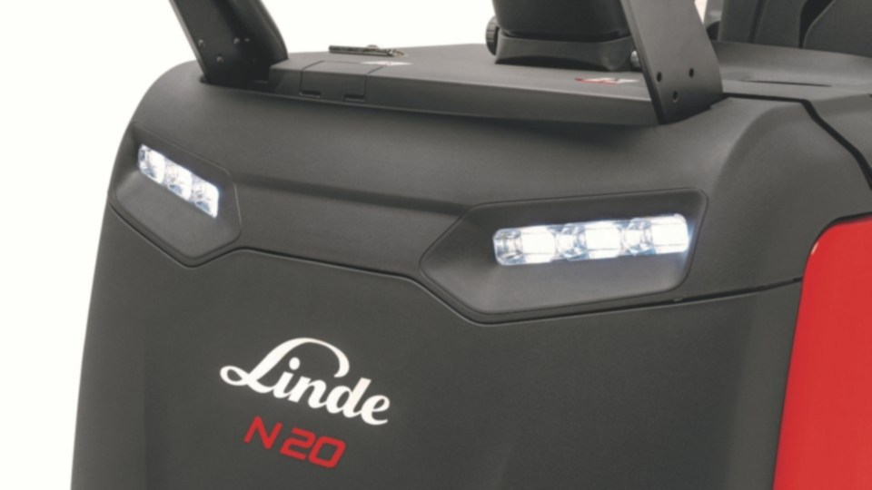 Fotografija prednjih LED-ova za Linde viljuškar za komisioniranje N20 C D